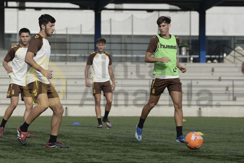 Fotos: Las Palmas C tiene una dura prueba el sábado en el Anexo