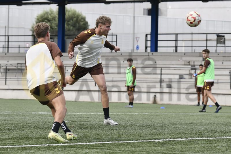 Fotos: Las Palmas C cierra su Liga de 2025 en La Palma