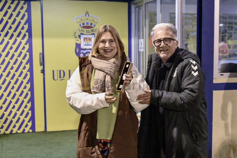 Fotos: La UD Las Palmas D gana en el Anexo la Copa de Navidad
