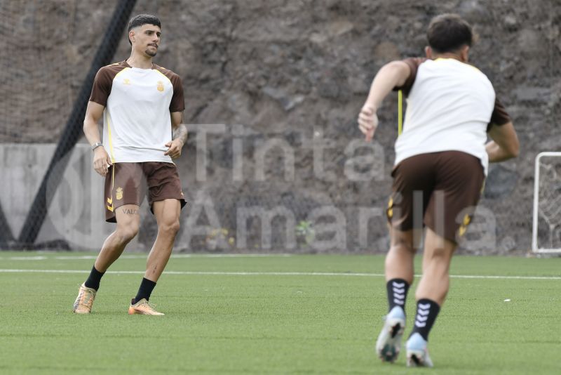 Fotos: Las Palmas Atlético tiene en agenda dos partidos en Balos