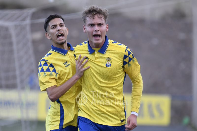 Fotos: El triunfo de Las Palmas C sobre el Lomo Blanco (3-1)