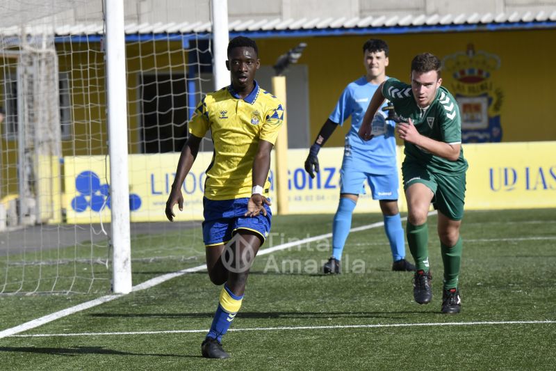 Fotos: El Infantil Fundación de la UD recibe al Goleta