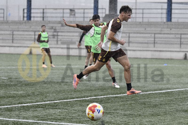 Fotos: Las Palmas C cierra su Liga de 2025 en La Palma