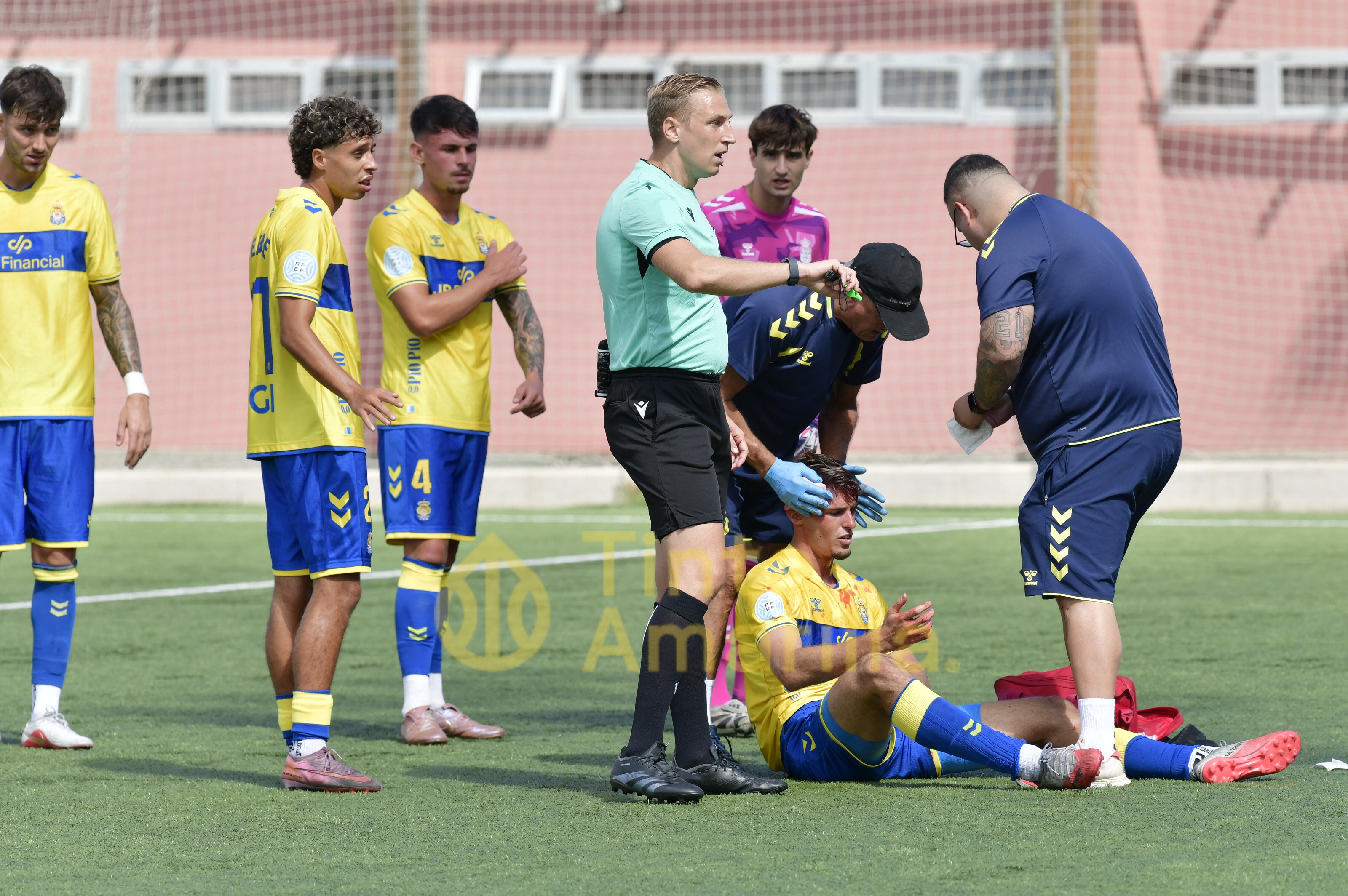 1-1: El derbi de filiales queda en tablas con sangre, batalla, ventaja local y polémico empate