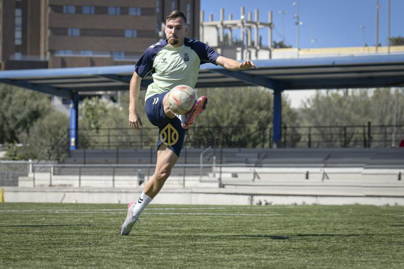 Fotos: Las Palmas Atlético visita a un rival con 7 porterías a cero en casa