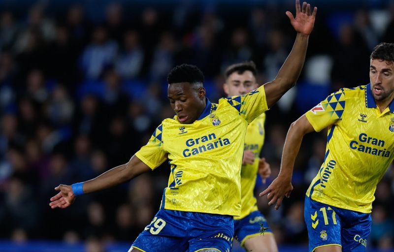 0-0: Las Palmas compite como equipo grande en la batalla de Anoeta