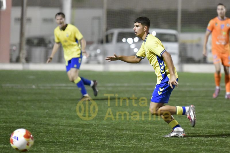 1-0: Las Palmas C gana al San Mateo con un balón envenenado de Iker León