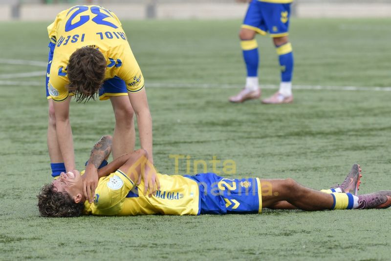 4-1: Las Palmas Atlético estropea el día en 6 minutos