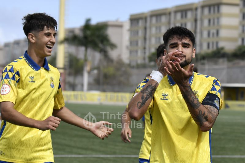 3-0: El filial vuelve al viceliderato tras ganar al Borussia tinerfeño