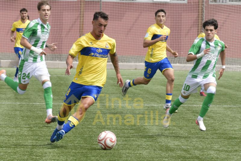 0-1: El ataque de Las Palmas Atlético pincha en hueso ante el Betis B