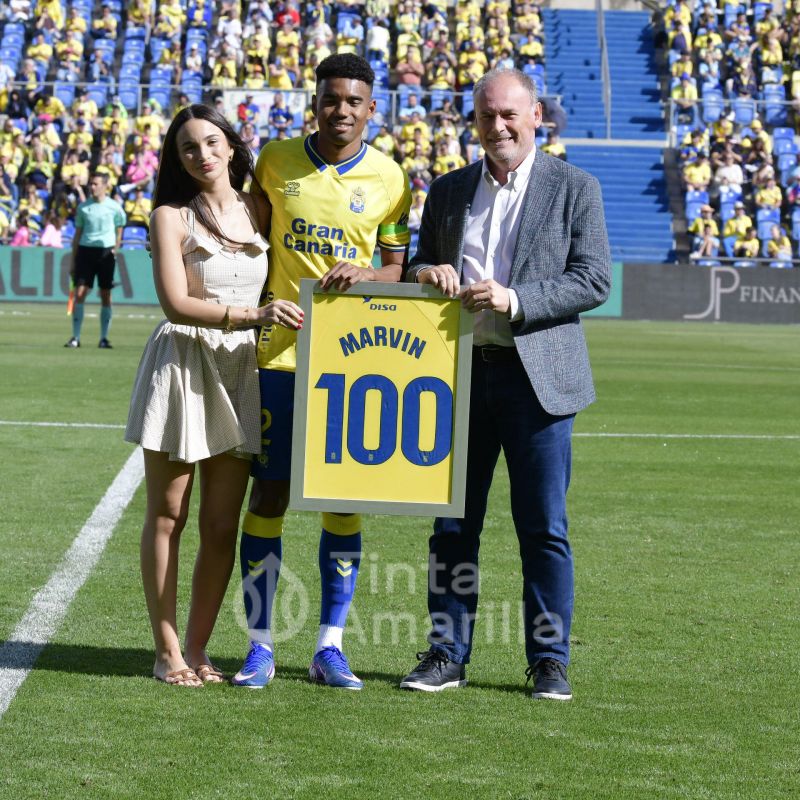 0-0: La UD extravía el instinto asesino y no desmonta la nueva guagua del Burgos