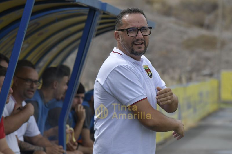 El U. Viera mueve su banquillo