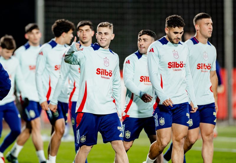 Los sub21 amarillos, a lo suyo