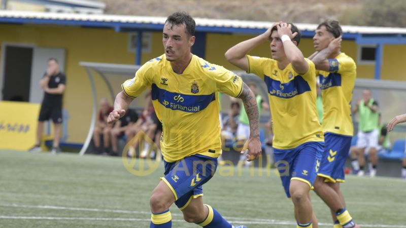 0-0: Las Palmas Atlético tropieza con los guantes del meta Atienza