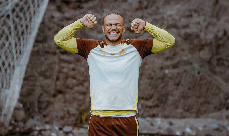 Sandro promete volver más fuerte