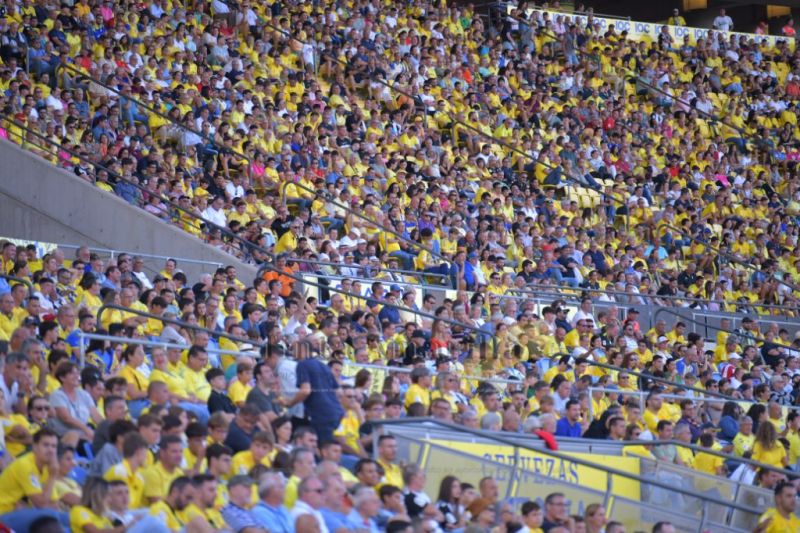 Restan menos de 2.000 plazas para que la UD cierre su cupo de abonados