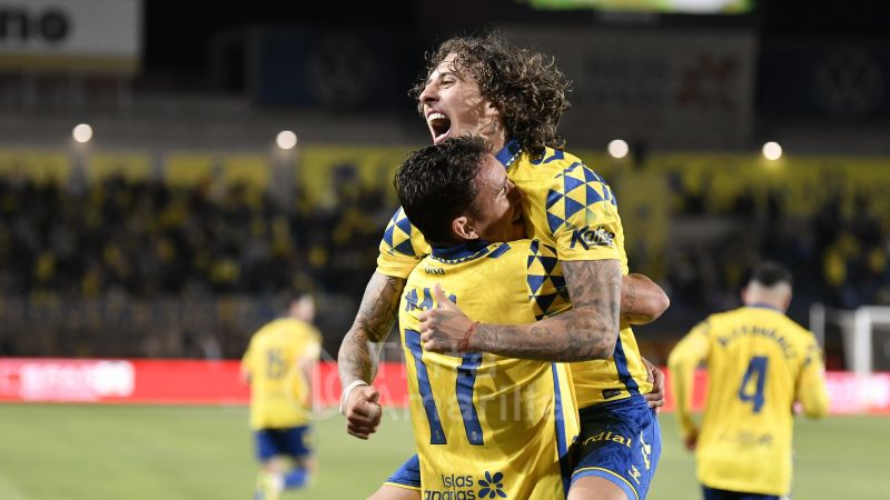 "El año próximo tendrán que volver, porque Las Palmas se quedará en Primera"