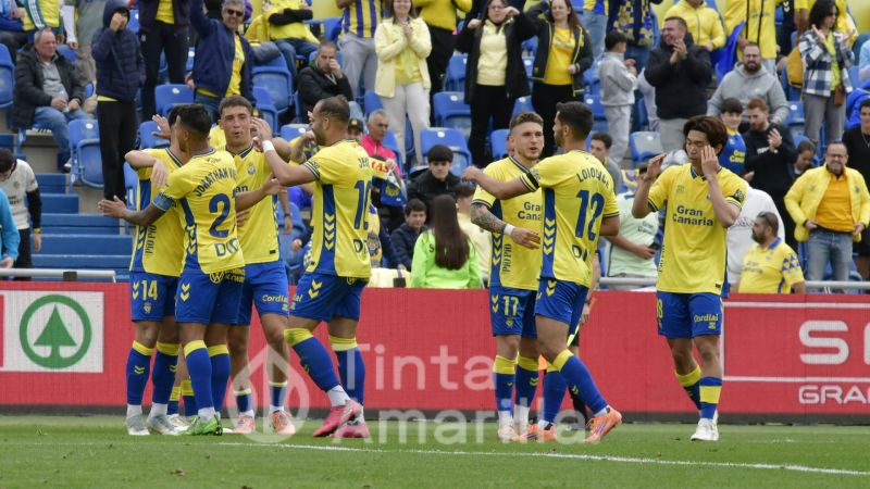 4-0: La UD acribilla al Ceuta con un festival de fútbol, remates y goles