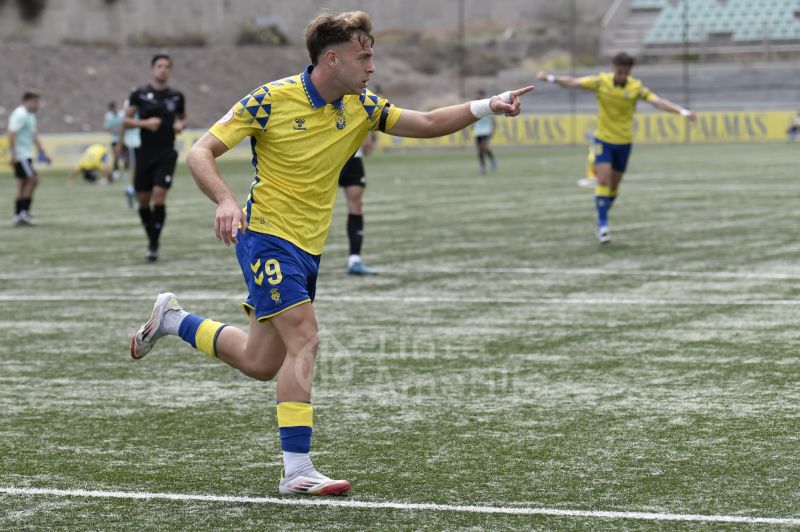 6-0: El filial saca el látigo y restablece el colchón de 7 puntos