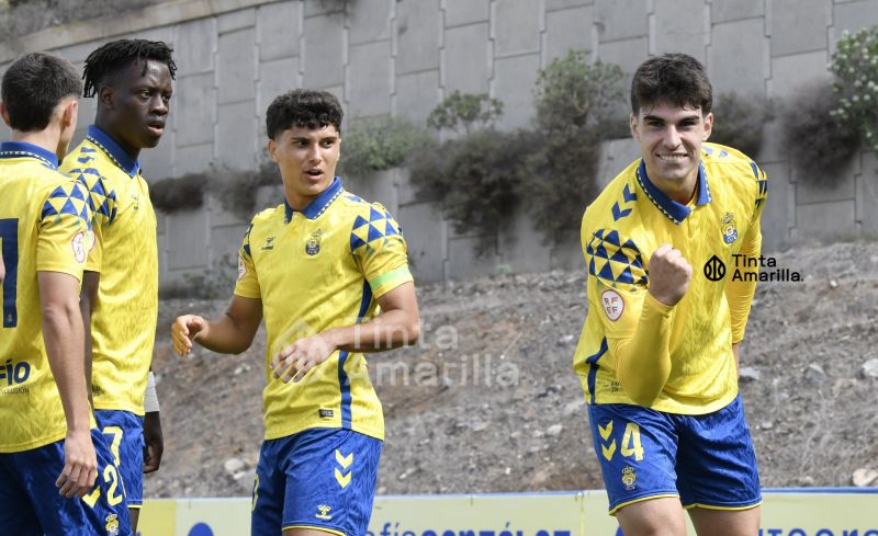 Carlos Navarro, el más utilizado en el filial en 2024-25