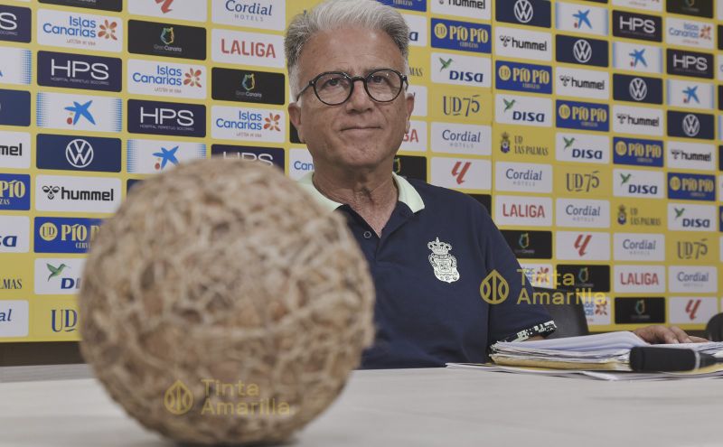 Tonono y el balón artesanal canario que alucinó a Pelé