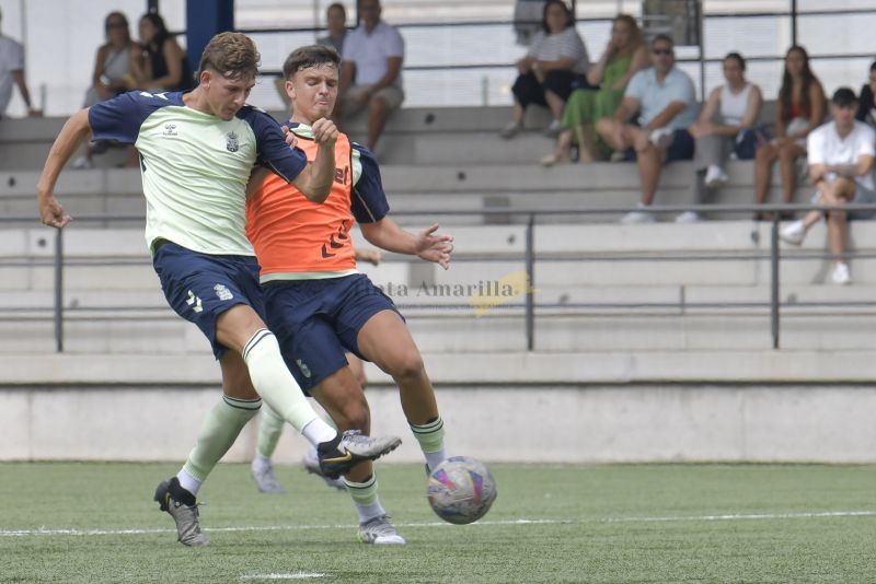 Sesión conjunta de Las Palmas C y el juvenil de honor en el Anexo