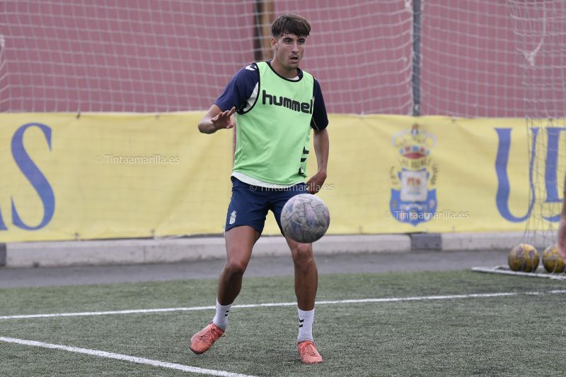 Fotos: Las Palmas C prepara su antepenúltimo encuentro
