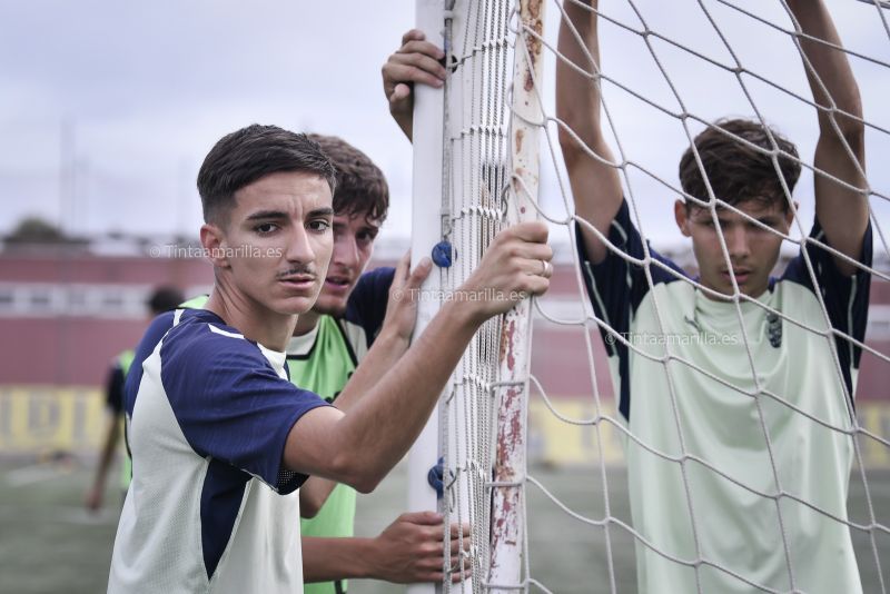 Fotos: Las Palmas C prepara su antepenúltimo encuentro