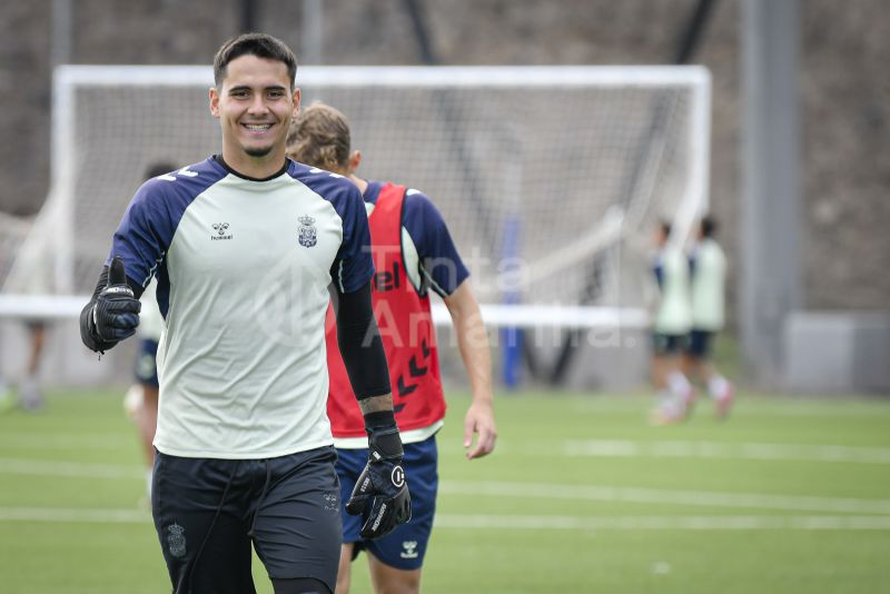 Fotos: Las Palmas Atlético, con ilusiones de revalidar la Copa Ruiz Caballero