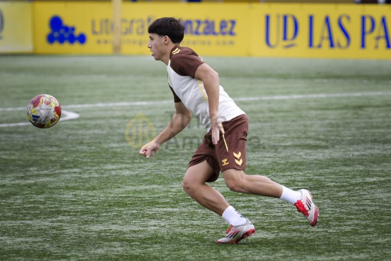 Fotos: Las Palmas Atlético, a mantener su racha como anfitrión del Navalcarnero