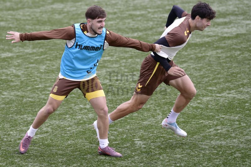 Fotos: Las Palmas Atlético, a mantener su racha como anfitrión del Navalcarnero
