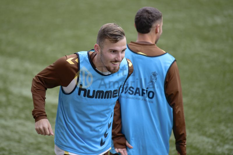 Fotos: Las Palmas Atlético, a mantener su racha como anfitrión del Navalcarnero