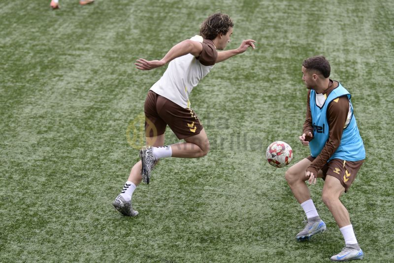 Fotos: Las Palmas Atlético, a mantener su racha como anfitrión del Navalcarnero