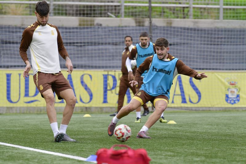 Fotos: Las Palmas Atlético, a mantener su racha como anfitrión del Navalcarnero