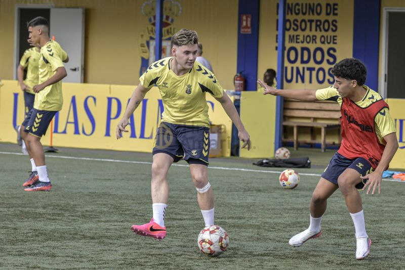 Las primeras imágenes en acción del nuevo DH juvenil de la UD Las Palmas