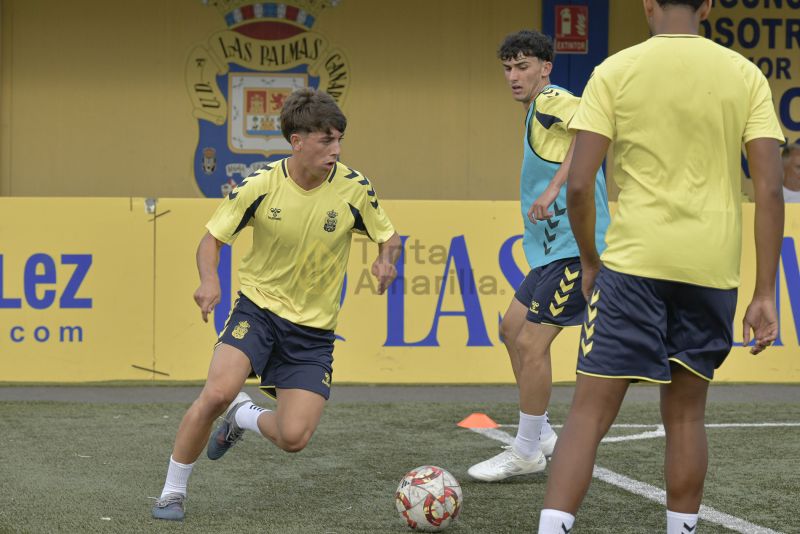Las primeras imágenes en acción del nuevo DH juvenil de la UD Las Palmas