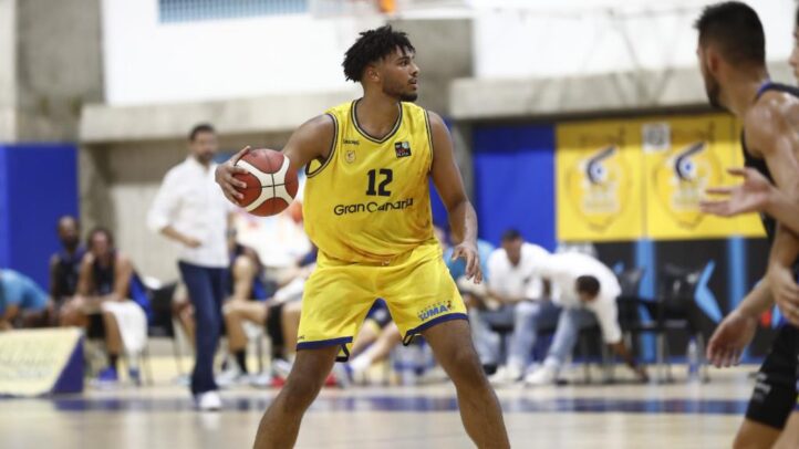 El polaco Urbaniak se pone a las órdenes de Jaka Lakovic