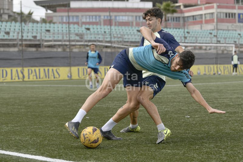 Fotos: Las Palmas C, ante su visita al Playas de Sotavento