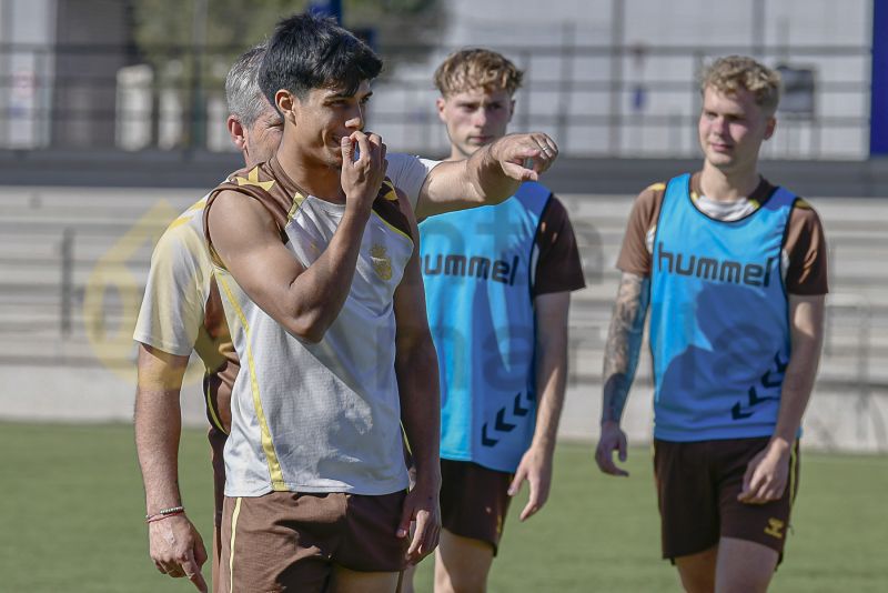 Fotos: Las Palmas C tiene cita en un escenario histórico