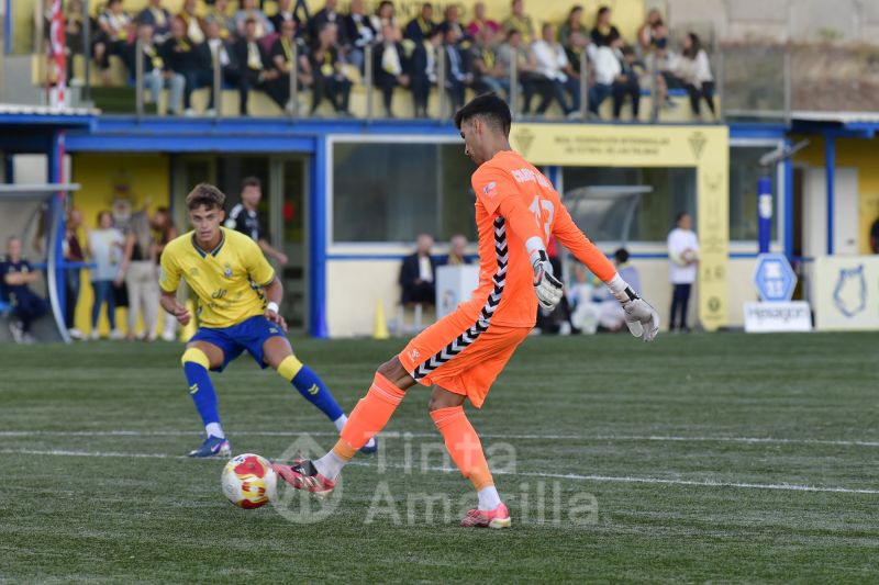 0-2: El Tamaraceite completa su majo y limpio en la III Copa Ruiz Caballero