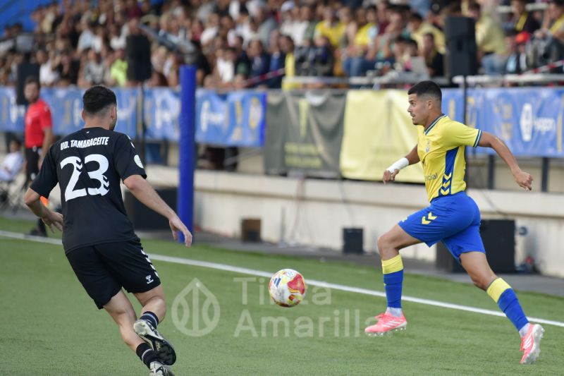0-2: El Tamaraceite completa su majo y limpio en la III Copa Ruiz Caballero