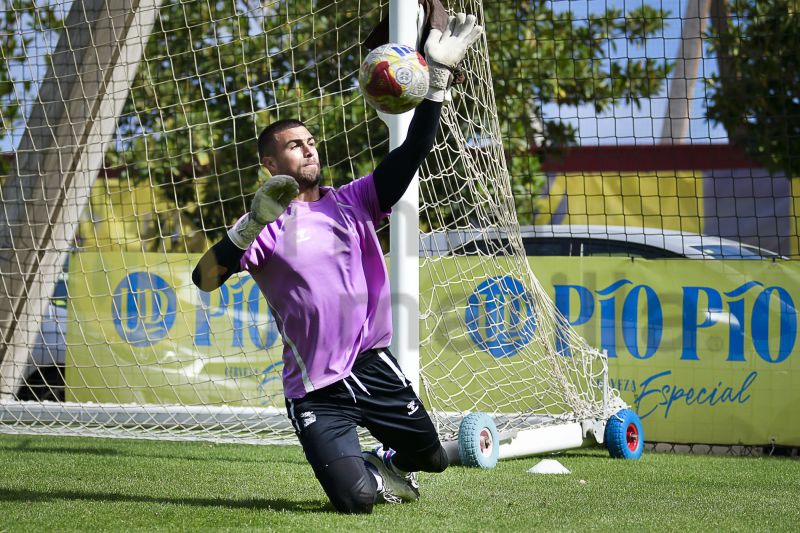 Fotos: Las Palmas Atlético prepara en Barranco Seco su visita al Conquense