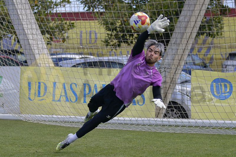 Fotos: Las Palmas Atlético prepara en Barranco Seco su visita al Conquense