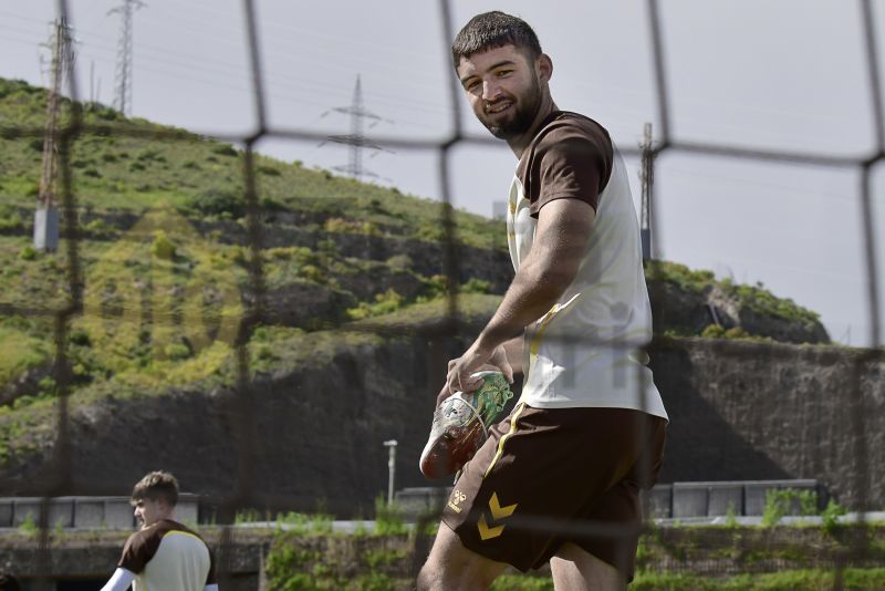 Fotos: Las Palmas Atlético prepara en Barranco Seco su visita al Conquense