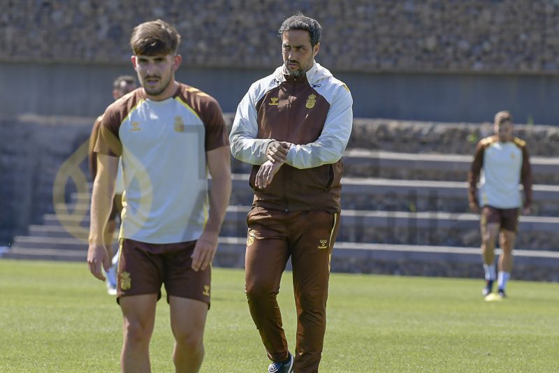 Fotos: Las Palmas Atlético prepara en Barranco Seco su visita al Conquense