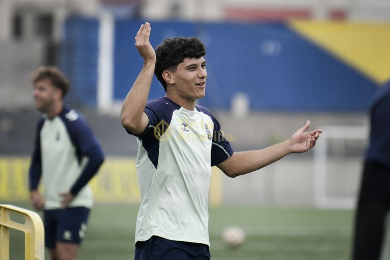 Fotos: Preparativos del filial para defender otra vez el liderato