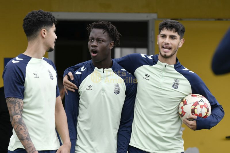 Fotos: Preparativos del filial para defender otra vez el liderato