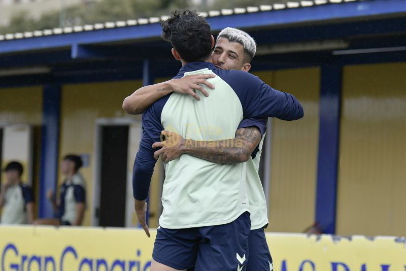 Fotos: Preparativos del filial para defender otra vez el liderato