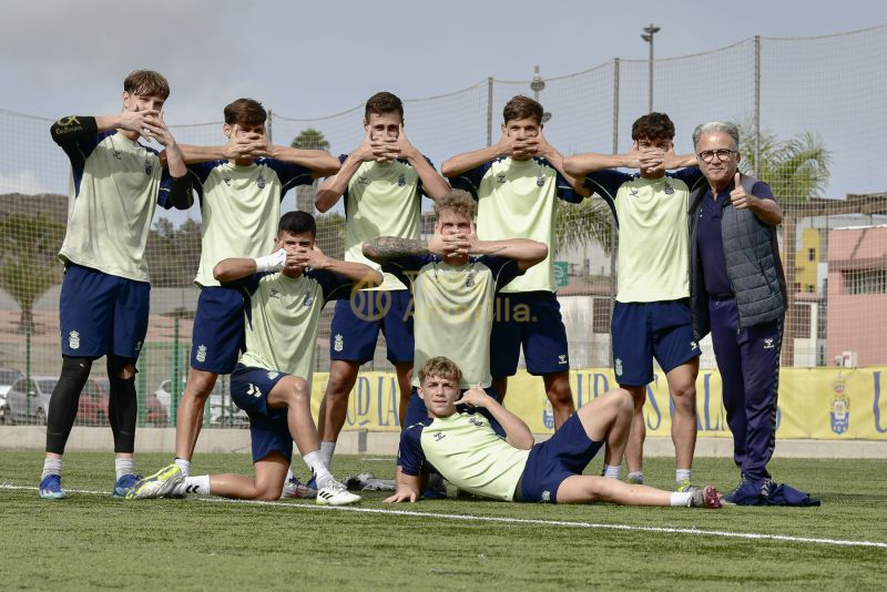 Fotos: Las Palmas C prepara el partido antes de su parón