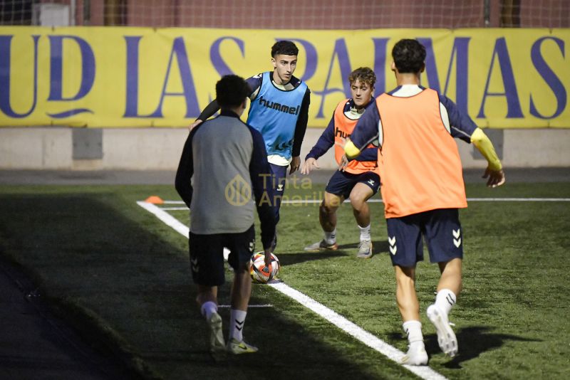 Fotos: El juvenil de la UD cierra sus preparativos para recibir al Elche